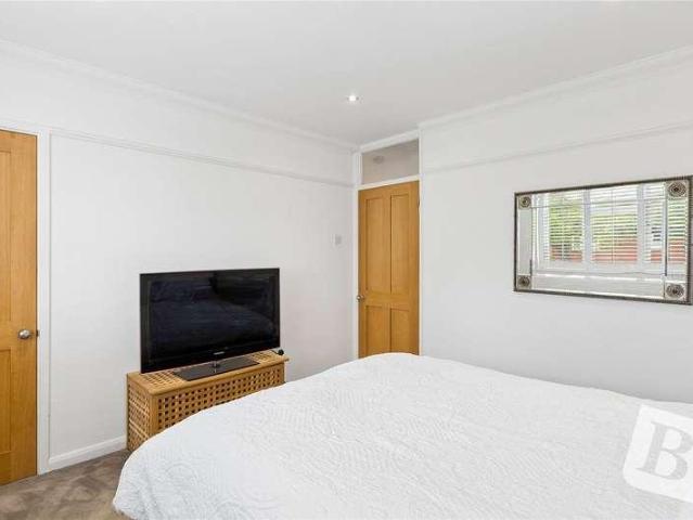 House for sale in Ongar, Epping