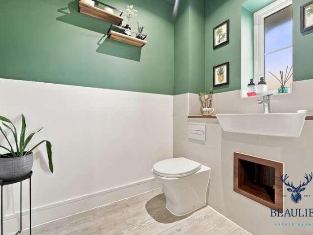 House for sale in Chelmsford Garden, Chelmsford