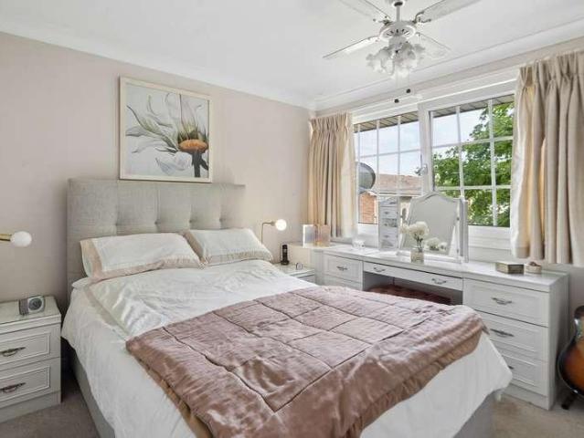 House for sale in Iver