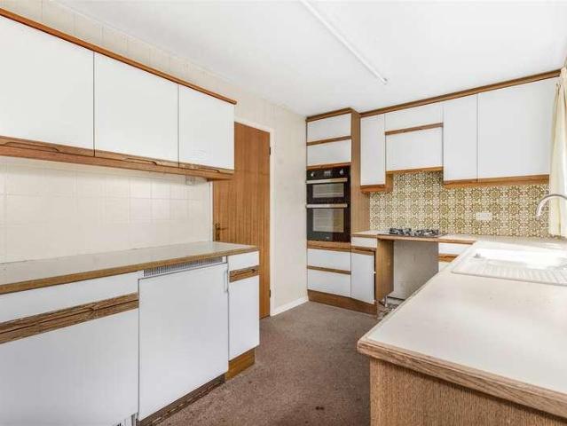 House for sale in Chipping Hill, Essex