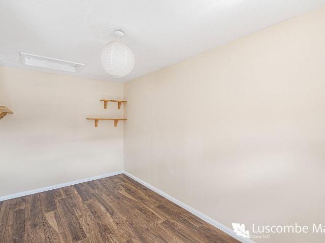 House for sale in Follaton, Strode