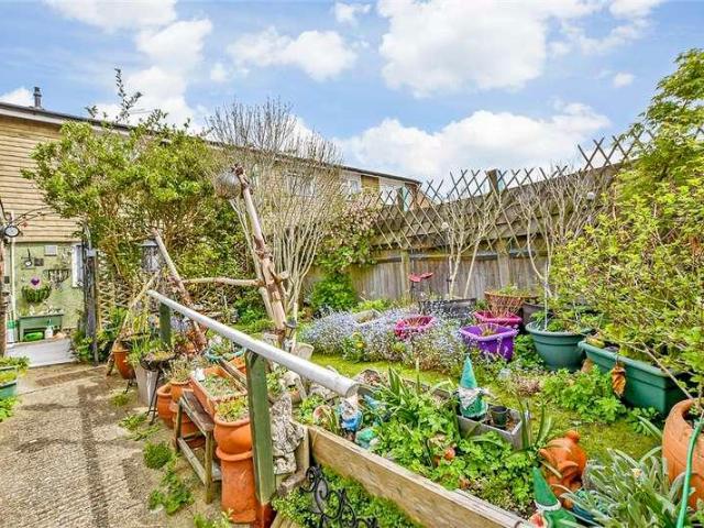 House for sale in Trench Wood, Bourne Vale