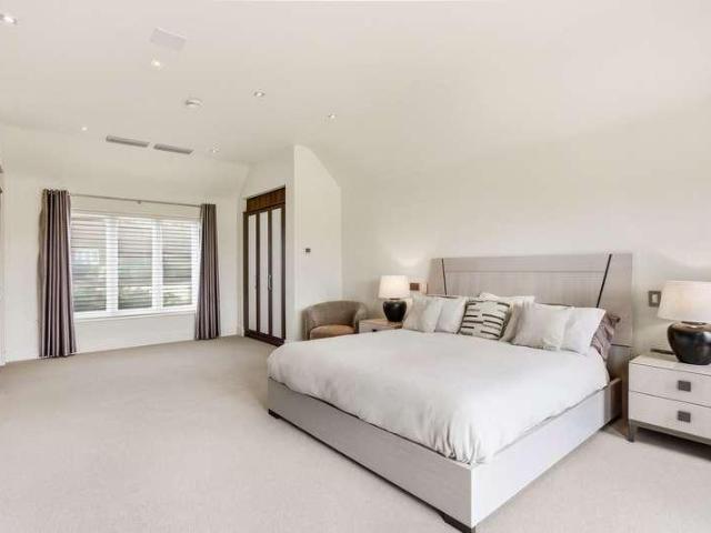 House for sale in Solihull, West Midlands