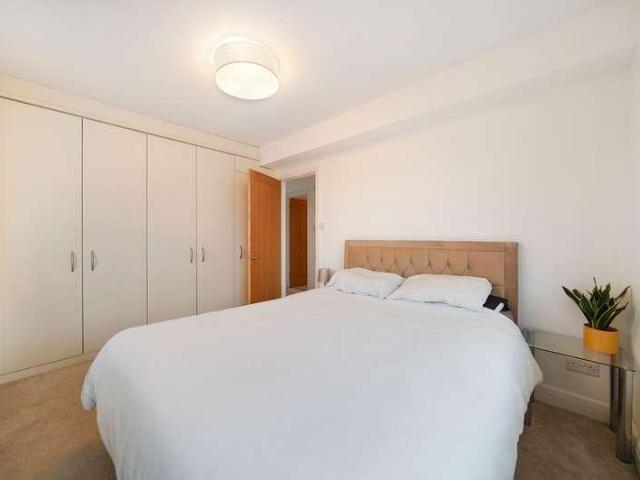 House for sale in Greater London