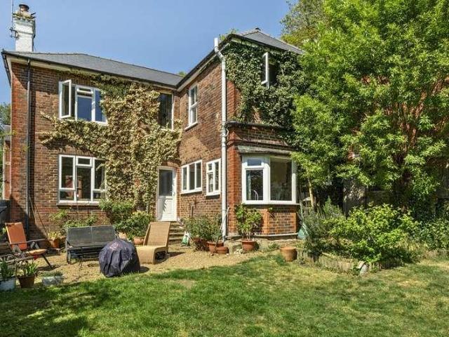 House for sale in Binscombe, Fole