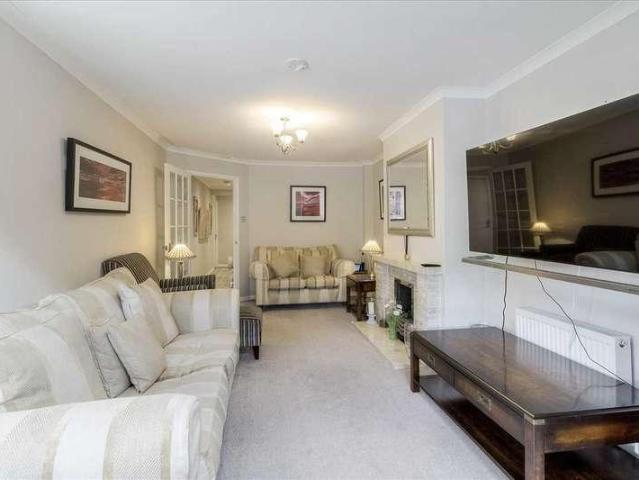 House for sale in Olney