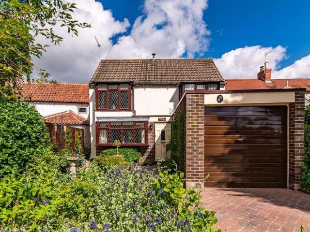 House for sale in Gedling, East Midlands
