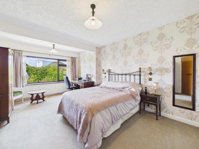 House for sale in Bingley, West Yorkshire