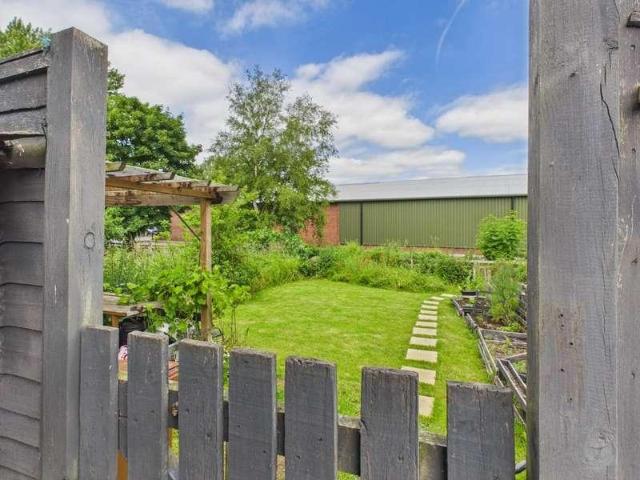House for sale in Norton-on-derwent, North Yorkshire