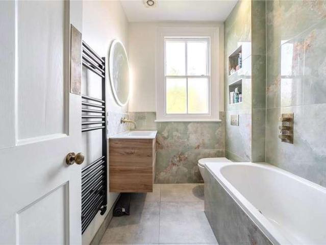House for sale in Lane, Greater London