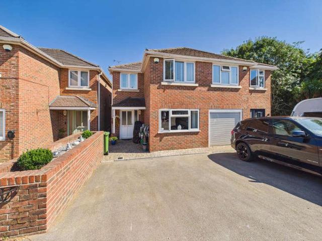 House for sale in Cranbourne Park, Eastleigh