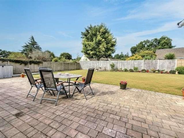 House for sale in Tricketts Cross, Ferndown