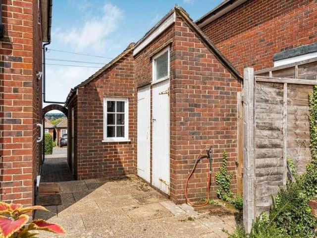 House for sale in Wrecclesham, Fole