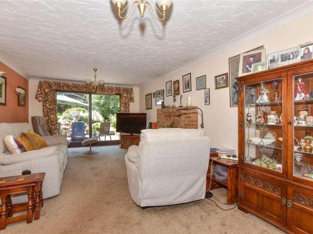 House for sale in Minster-on-Sea, Oad Street