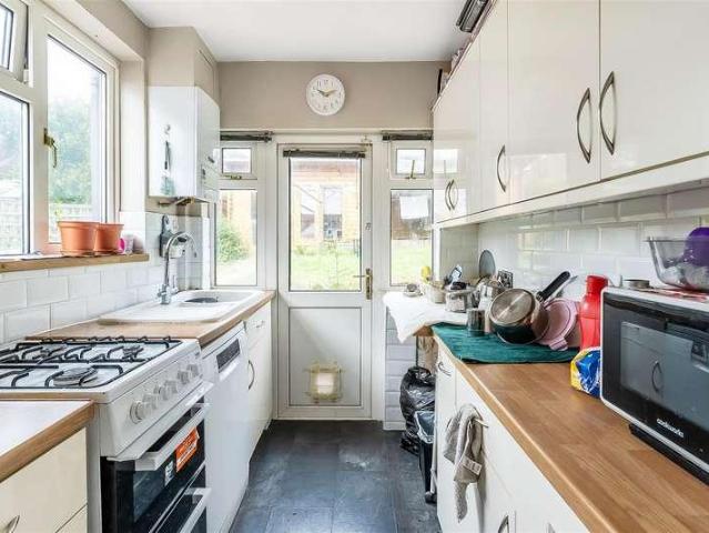 House for sale in Rosehill, Greater London