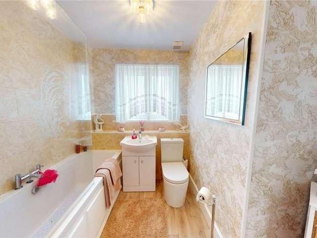 House for sale in Newbottle, Sunniside