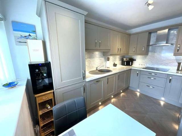 House for sale in Halesowen, West Midlands