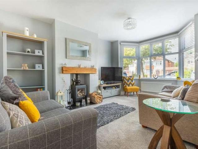House for sale in Shirley, West Midlands