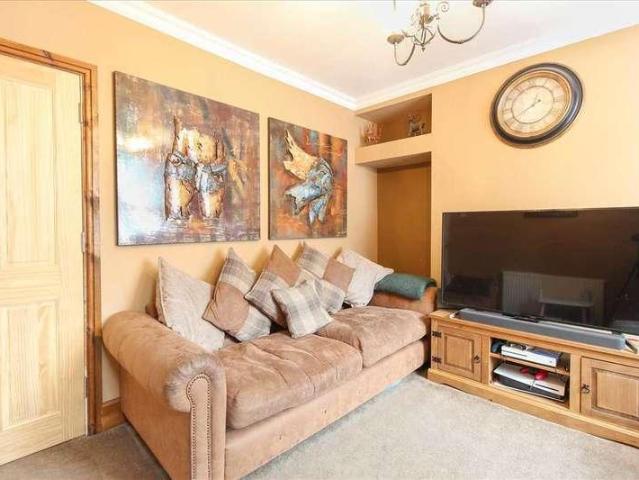 House for sale in Burton Latimer