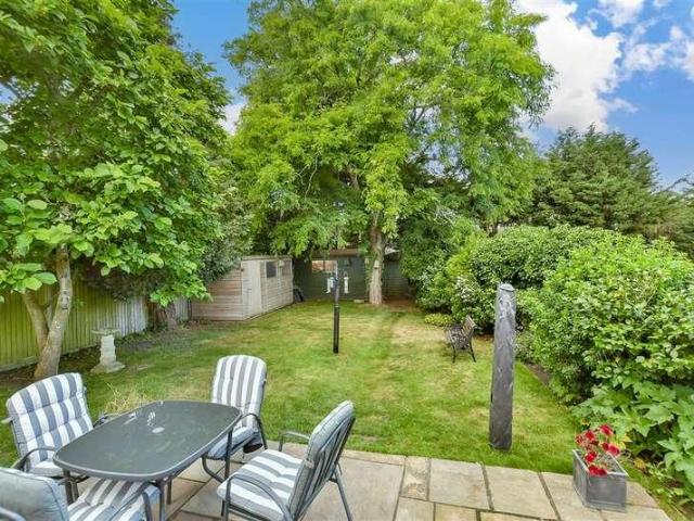 House for sale in Hartlip, Oad Street