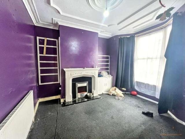 House for sale in Calderstones