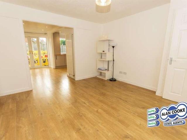 House for sale in Primley Park, Alwoodley
