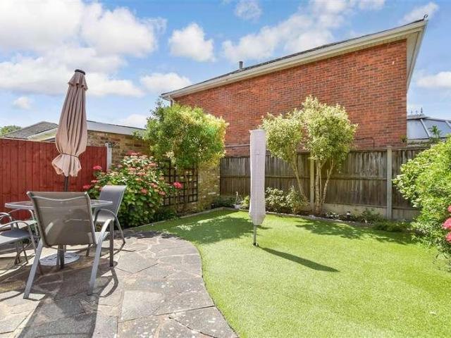 House for sale in Emerson Park, Greater London