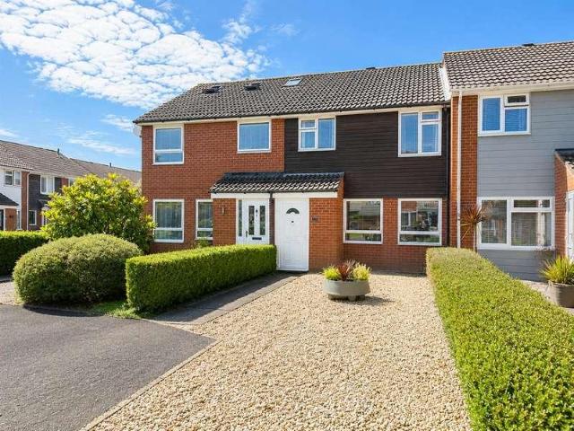 House for sale in Lee-on-the-Solent, Middlecroft