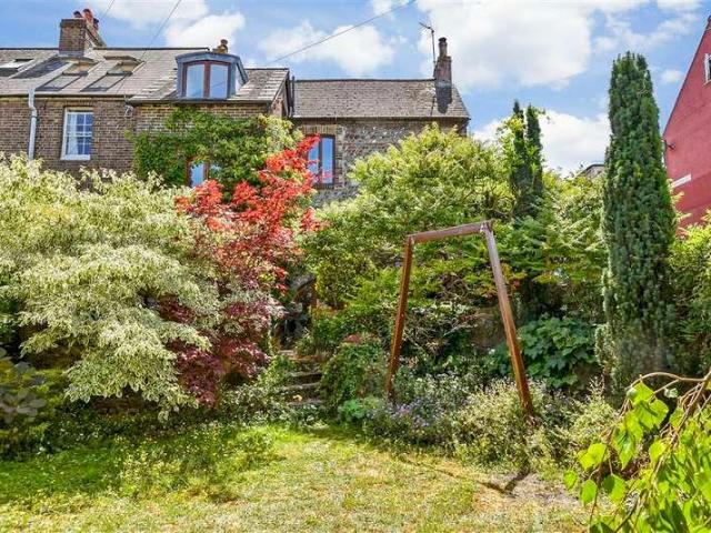 House for sale in Wallands Park, Lewes