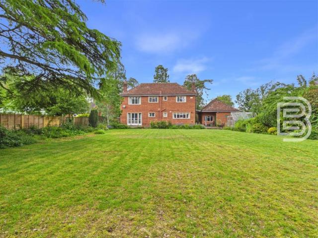 House for sale in New Bilton, Warwickshire