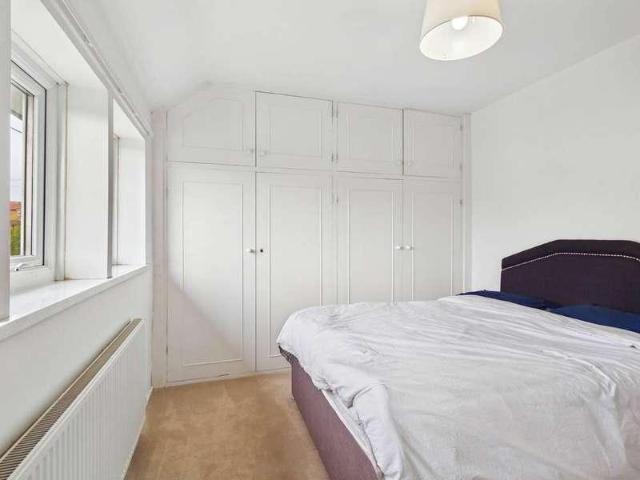 House for sale in Allerton Bywater, West Yorkshire