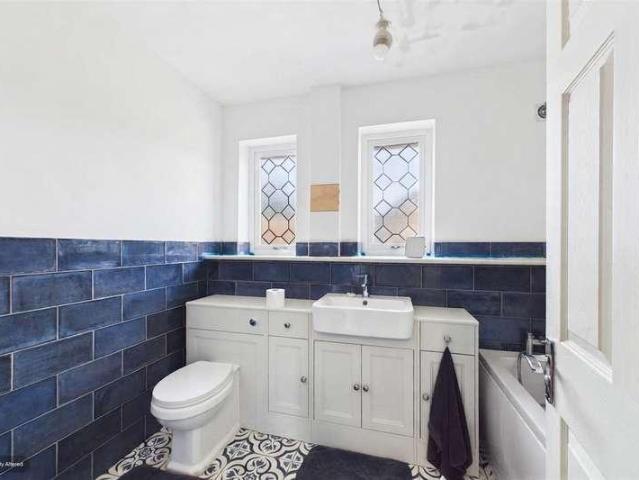 House for sale in Alverton, East Midlands