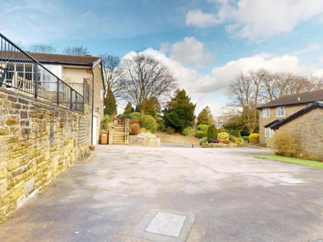 House for sale in Cross Hills, North Yorkshire