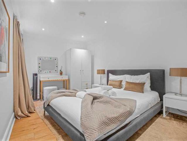 House for sale in Chelsea, Greater London