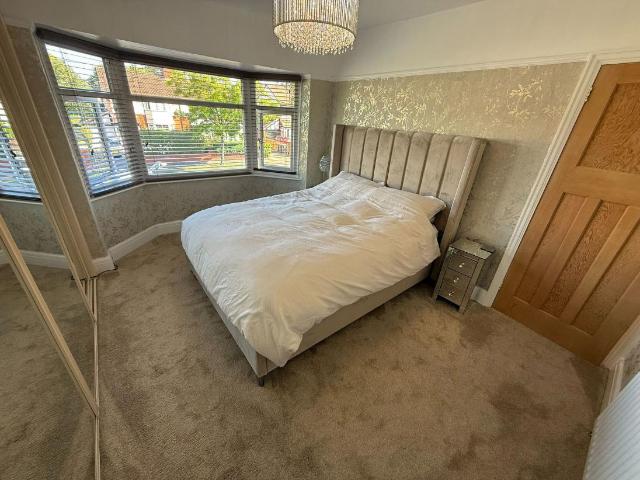House for sale in Liverpool, Kennessee Green