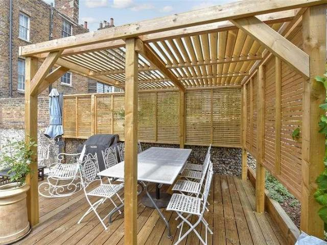 House for sale in East Cliff, Acol