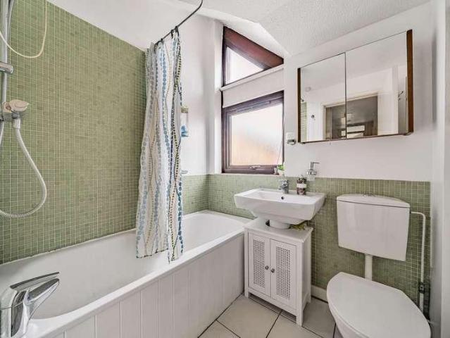House for sale in New Headington, The Slade