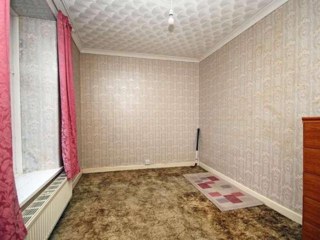 House for sale in Llanllyfni, Talysarn