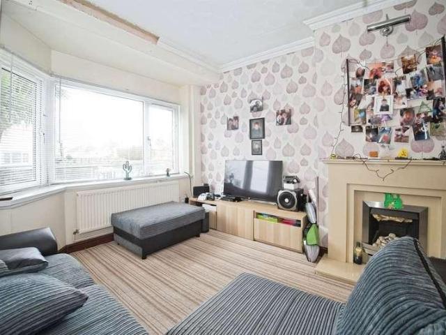 House for sale in Cefn Glas, Wales