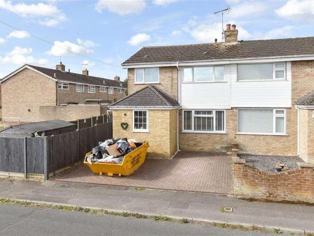 House for sale in Ash, Kent