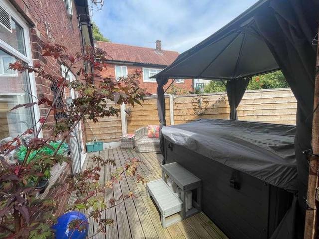 House for sale in Georgia, Greater Manchester