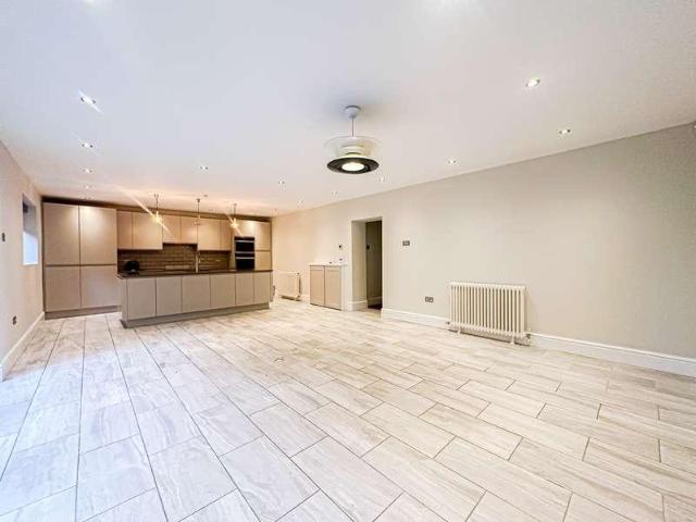 House for sale in Allerton, Calderstones