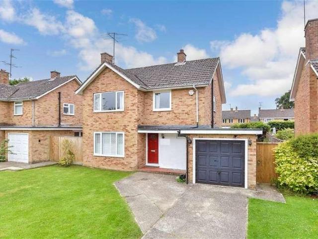 House for sale in Fole, Surrey
