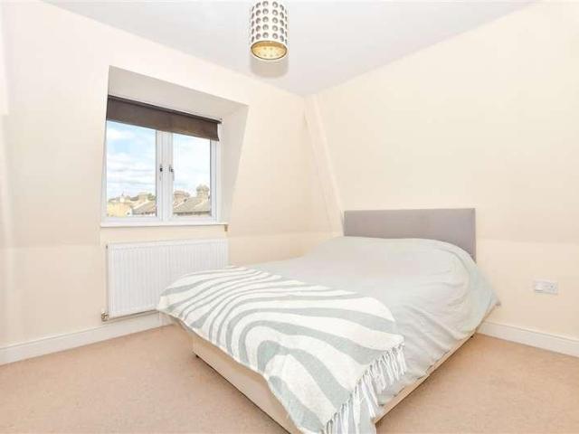 House for sale in Midway, Kent