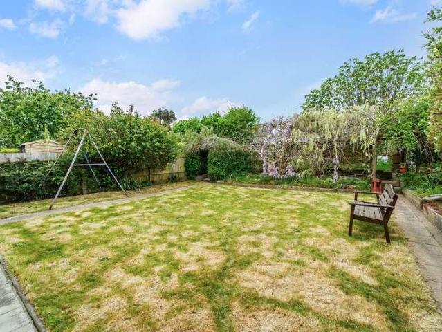 House for sale in Berrylands, Greater London