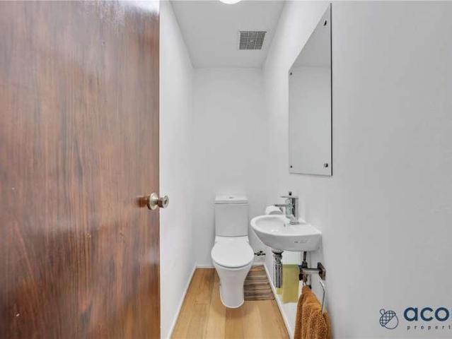 House for sale in Colindale, Greater London