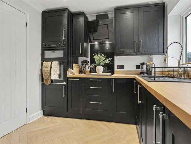 House for sale in Eaton Rise, East Bank