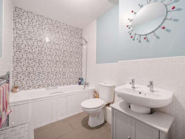 House for sale in Oakley, Golden Valley