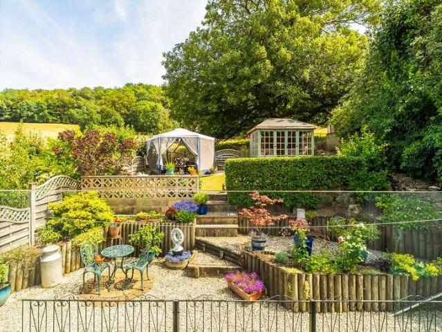 House for sale in Thrupp, School House
