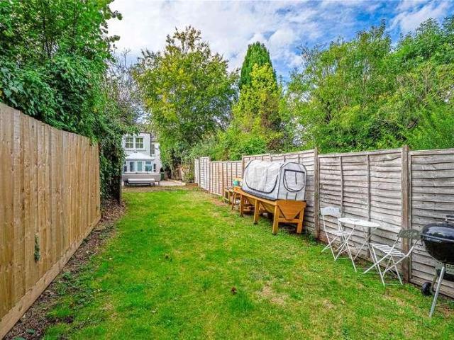 House for sale in Pouchen End, Hertfordshire